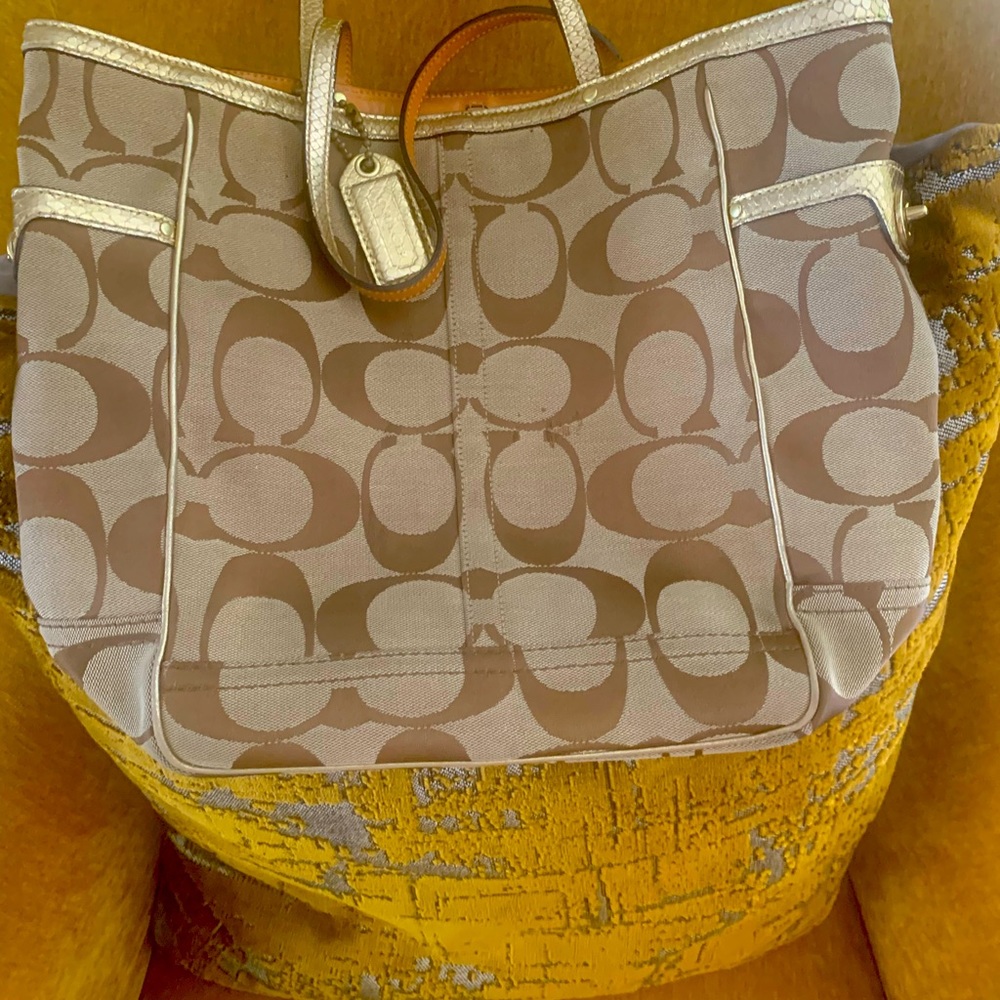 Coach tote bag